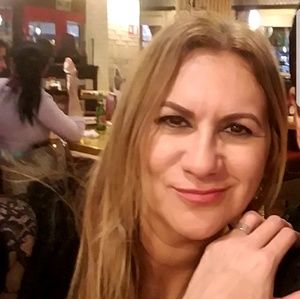 Meet your Posher, Dora